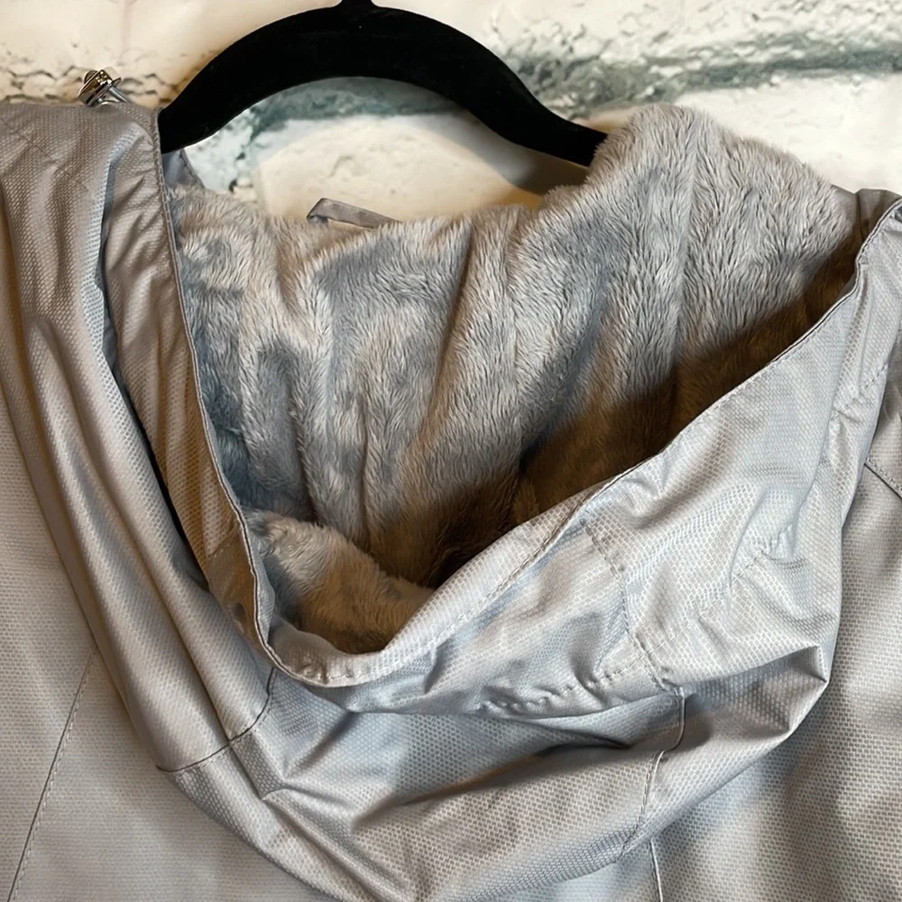 Zeroxposur Women's Gray Hooded Jacket